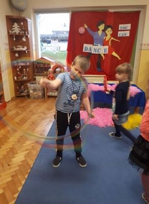 Grafika #9: 11.01.2021 W tanecznym rytmie You can dance