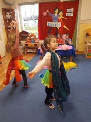 Grafika #13: 11.01.2021 W tanecznym rytmie You can dance