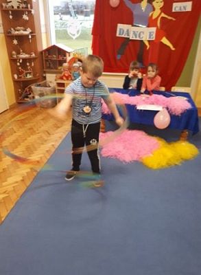 Grafika #15: 11.01.2021 W tanecznym rytmie You can dance