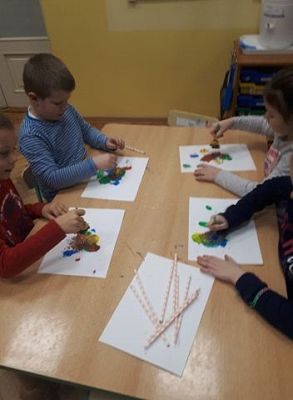 Grafika #6: FERIE NA WESOŁO Pierwsze dni za nami! gr II i III