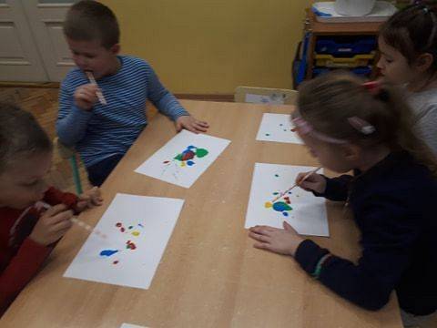 Grafika #17: FERIE NA WESOŁO Pierwsze dni za nami! gr II i III