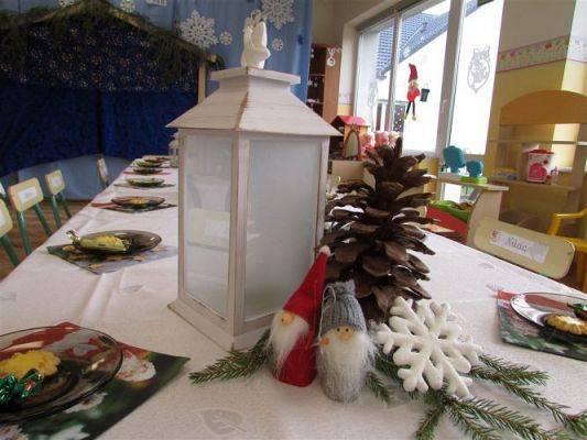 Grafika #2: 23.12.2020 Wigilia w przedszkolu