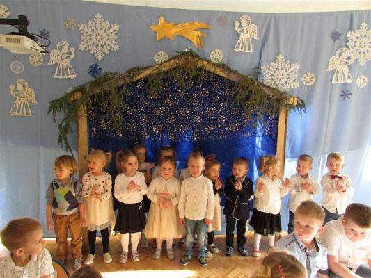 Grafika #30: 23.12.2020 Wigilia w przedszkolu