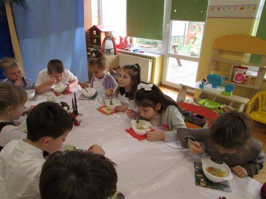 Grafika #34: 23.12.2020 Wigilia w przedszkolu