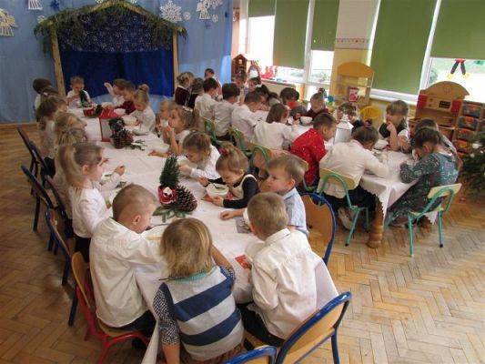 Grafika #39: 23.12.2020 Wigilia w przedszkolu