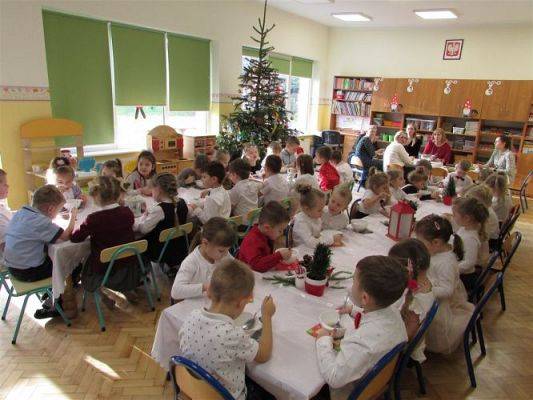 Grafika #43: 23.12.2020 Wigilia w przedszkolu