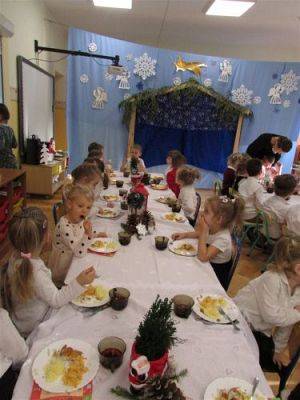 Grafika #44: 23.12.2020 Wigilia w przedszkolu