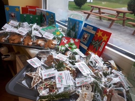 Grafika #3: 17.12.2020 Prezenty dla podopiecznych DPS nr 2 w Lęborku