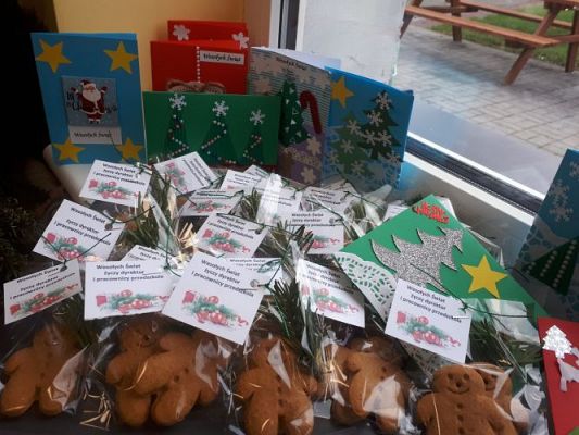 Grafika #5: 17.12.2020 Prezenty dla podopiecznych DPS nr 2 w Lęborku