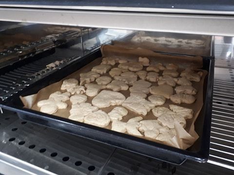 Grafika #0: 11.12.2020 Pieczemy pierniczki