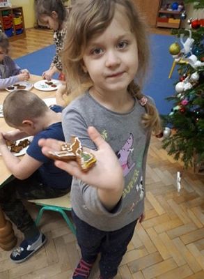 Grafika #2: 11.12.2020 Pieczemy pierniczki