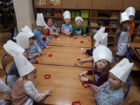 Grafika #14: 11.12.2020 Pieczemy pierniczki