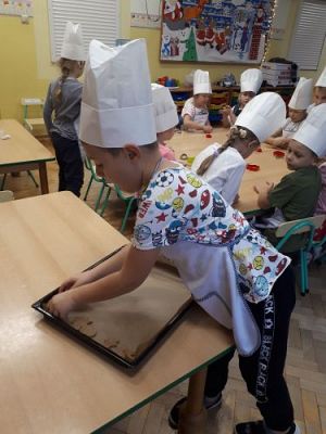 Grafika #28: 11.12.2020 Pieczemy pierniczki