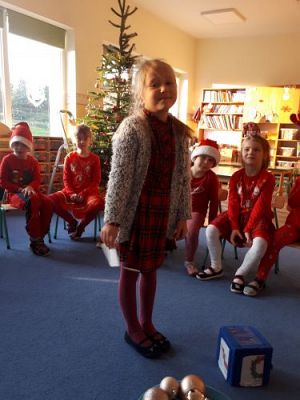 Grafika #18: 07.12.2020 Mikołajki gr III