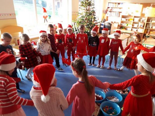 Grafika #23: 07.12.2020 Mikołajki gr III