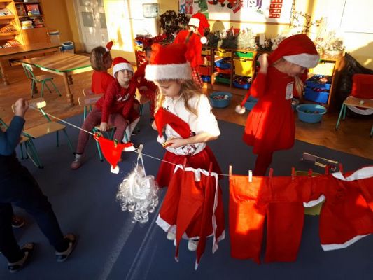 Grafika #33: 07.12.2020 Mikołajki gr III