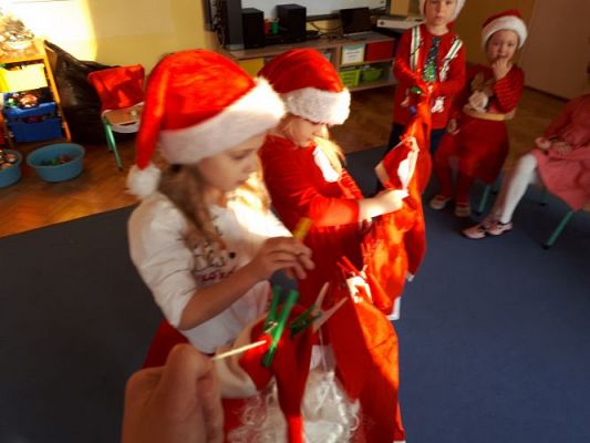 Grafika #34: 07.12.2020 Mikołajki gr III