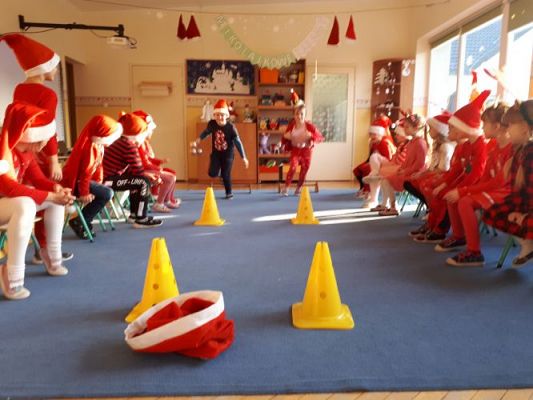 Grafika #47: 07.12.2020 Mikołajki gr III