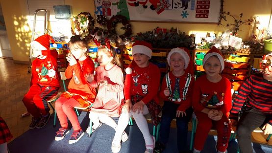 Grafika #64: 07.12.2020 Mikołajki gr III