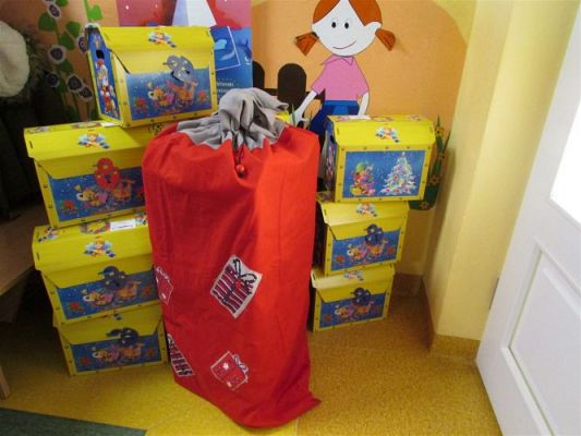 Grafika #1: 07.12.2020 Wizyta Mikołaja w Naszym przedszkolu