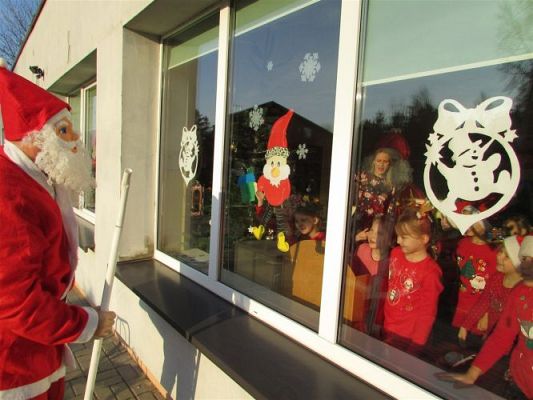 Grafika #25: 07.12.2020 Wizyta Mikołaja w Naszym przedszkolu