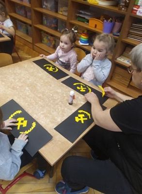 Grafika #6: 04.12.2020 Dzień Górnika