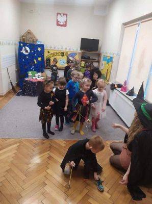 Grafika #12: Andrzejki gr II