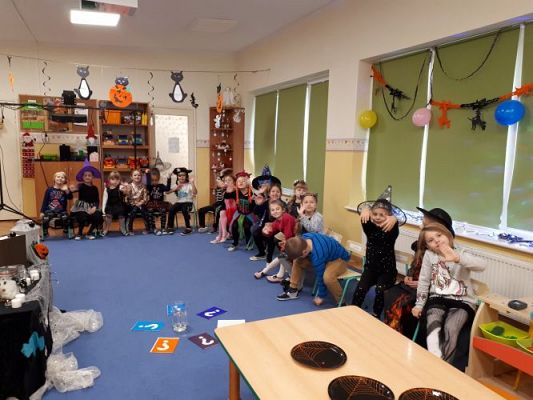 Grafika #1: 30.11.2020 Andrzejki gr III