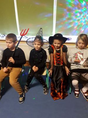 Grafika #8: 30.11.2020 Andrzejki gr III