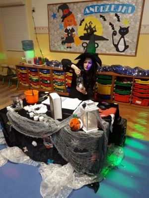 Grafika #9: 30.11.2020 Andrzejki gr III