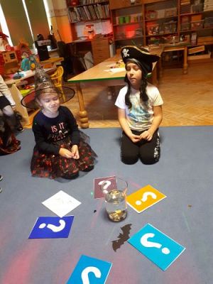 Grafika #17: 30.11.2020 Andrzejki gr III