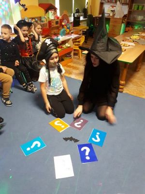 Grafika #40: 30.11.2020 Andrzejki gr III