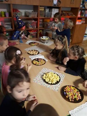 Grafika #49: 30.11.2020 Andrzejki gr III