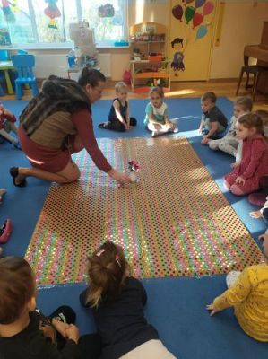 Grafika #4: 25.11.2020 Dzień Pluszowego Misia gr I