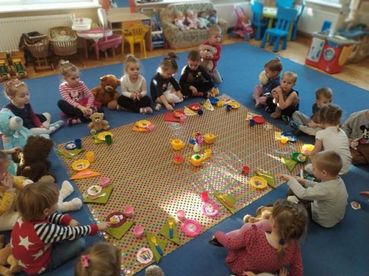 Grafika #6: 25.11.2020 Dzień Pluszowego Misia gr I