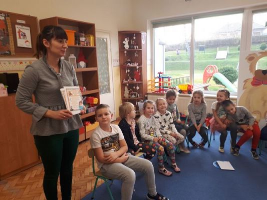 Grafika #1: 25.11.2020 Dzień Misia