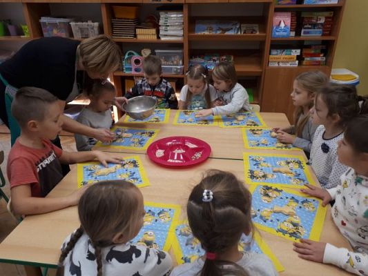 Grafika #24: 25.11.2020 Dzień Misia