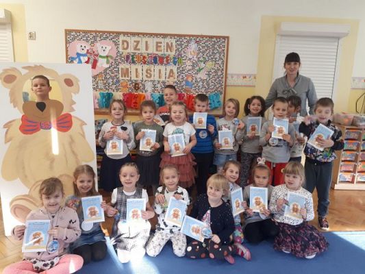 Grafika #64: 25.11.2020 Dzień Misia