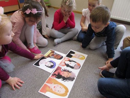 Grafika #8: 16.11.2020 Międzynarodowy Dzień Tolerancji gr II