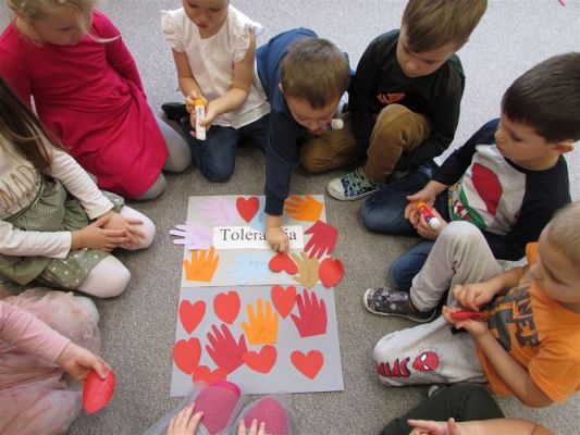 Grafika #12: 16.11.2020 Międzynarodowy Dzień Tolerancji gr II