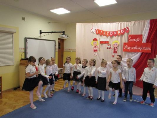 Grafika #22: 10.11.2020 Obchodzimy Święto Niepodległości w naszym przedszkolu