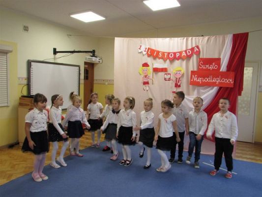 Grafika #24: 10.11.2020 Obchodzimy Święto Niepodległości w naszym przedszkolu
