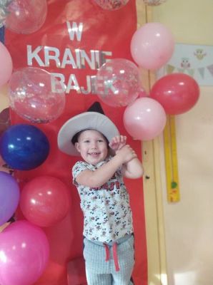 Grafika #9: 05.11.2020 W krainie bajek