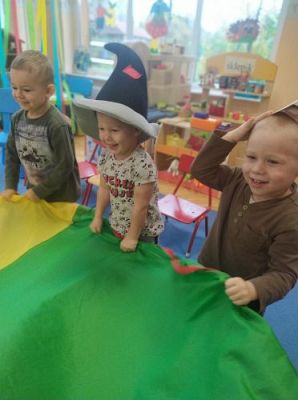 Grafika #12: 05.11.2020 W krainie bajek