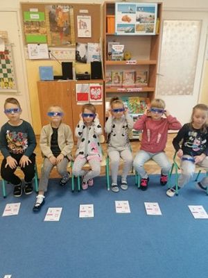 Grafika #3: 09.11.2020 Mieszkam w Polsce-zajęcia edukacyjne