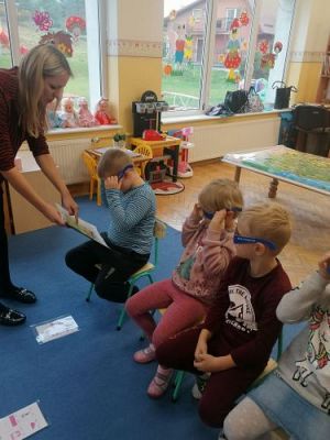 Grafika #18: 09.11.2020 Mieszkam w Polsce-zajęcia edukacyjne