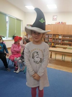 Grafika #1: 05.11.2020 Dzień Postaci z Bajek