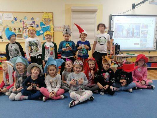 Grafika #3: 05.11.2020 Dzień Postaci z Bajek