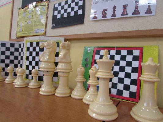 Grafika #4: 27.10.2020 Lekcja gry w szachy