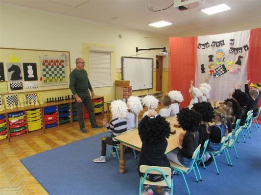 Grafika #8: 27.10.2020 Lekcja gry w szachy